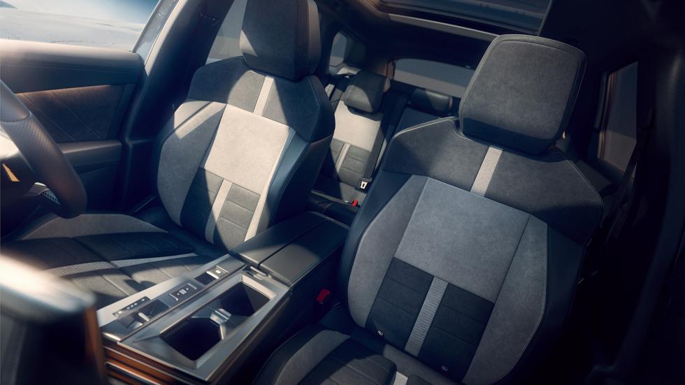 Opel Grandland Electric AWD: Ήρθε με 325 ίππους το τετρακίνητο SUV